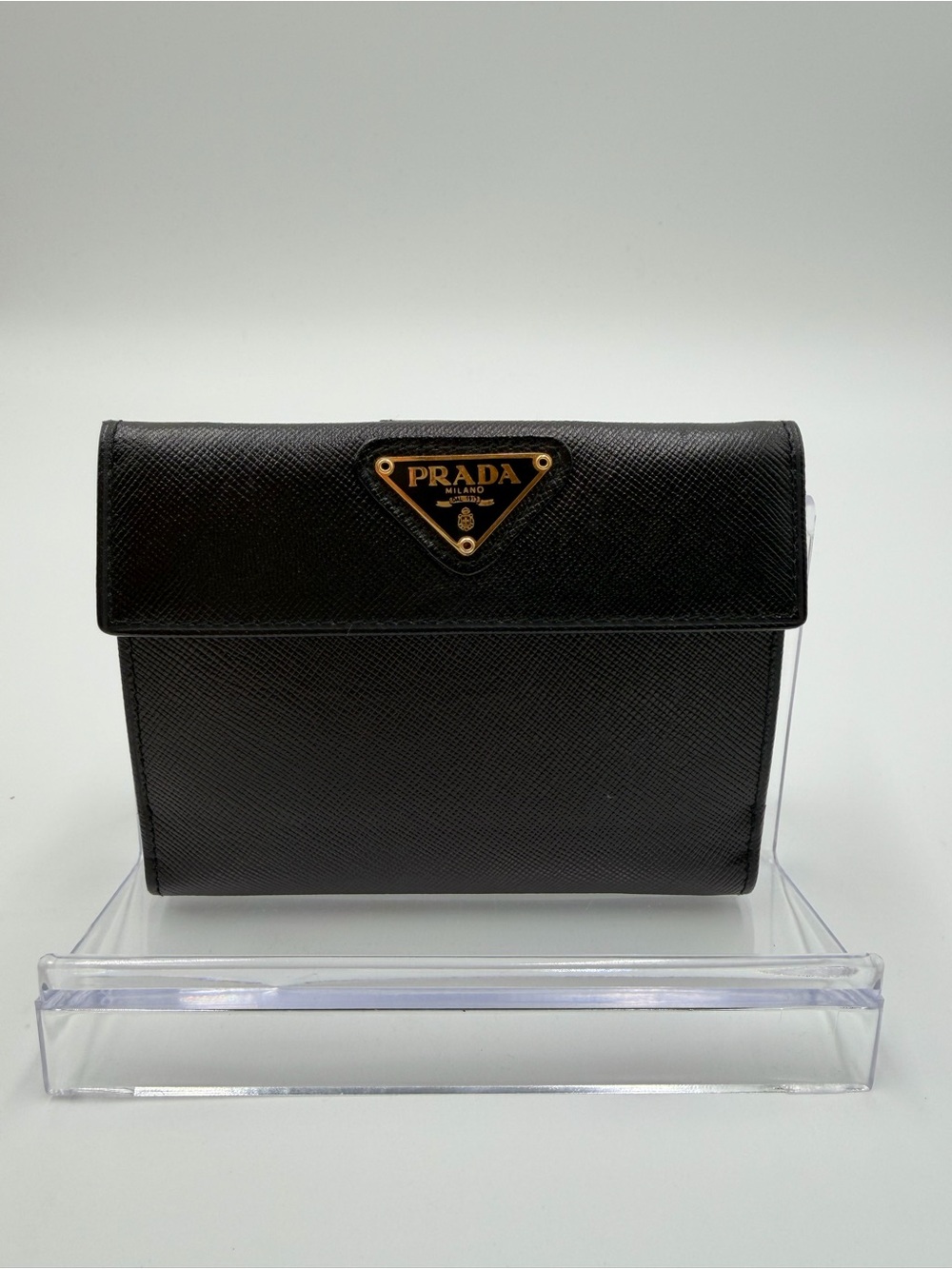Prada Black Saffiano Leather Compact Wallet with Gold Logo New In Box w/COA - Picture 3 of 14